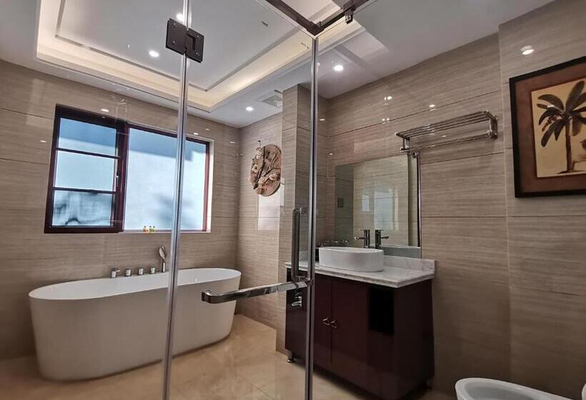 Family Suite, Monmonboutique
