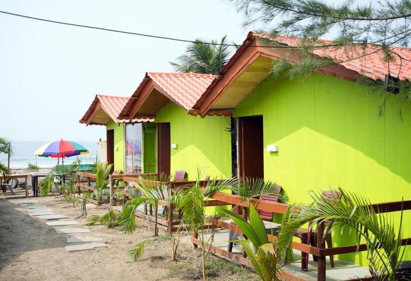 Номер Стандарт Вид на Море с Балконом, Om Beach Resort