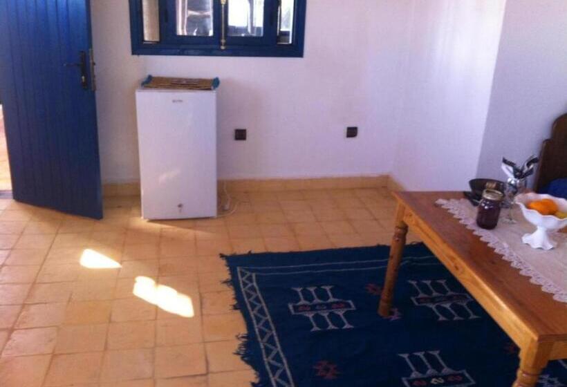 스탠다드 트리플 룸, Room In Guest Room   Room In Villa Lair De La Mer No0969