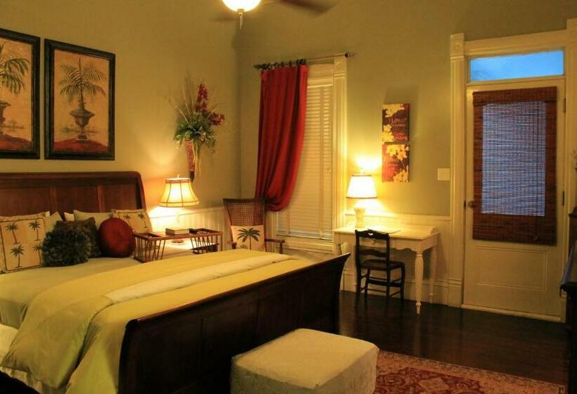 Люкс Кровать Кинг, Grand Magnolia Ballroom & Suites