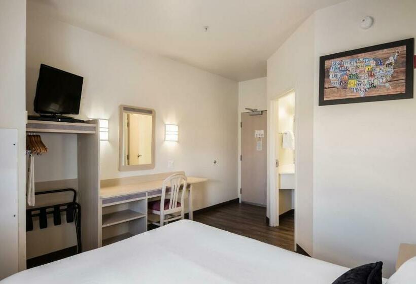 Номер Стандарт, Red Lion Inn & Suites Butte