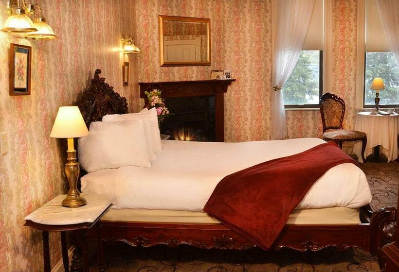 Люкс, Water Street Inn