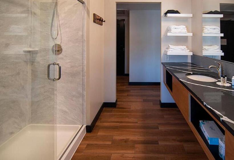 Номер Стандарт, Water Street Inn