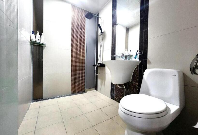 Quarto Estandar, K Highstel Jayeon