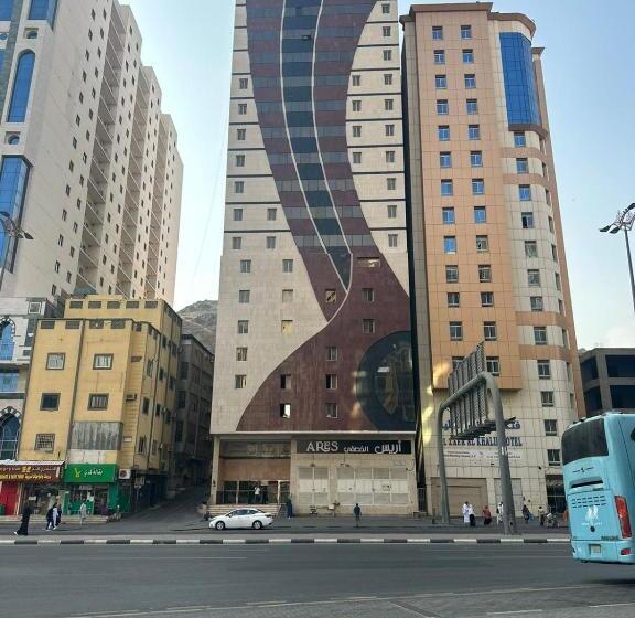 اتاق استاندارد چهار تخته, Ares Al Khashif