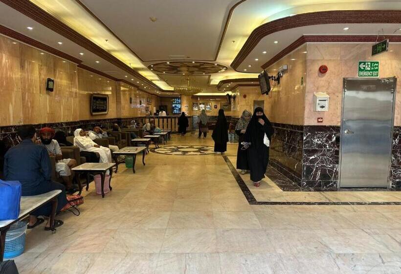 اتاق استاندارد چهار تخته, Ares Al Khashif