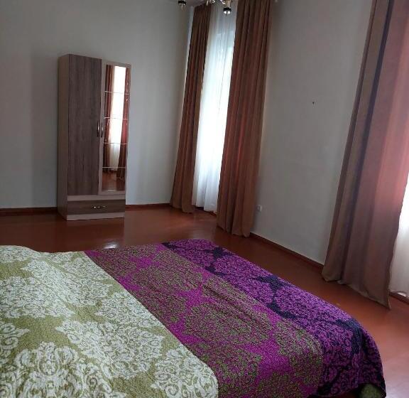 اتاق استاندارد, Your House In Adigeni