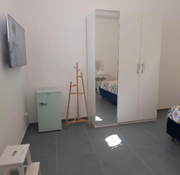 اتاق سوپریور با تخت بزرگ, Suite Al Borgo