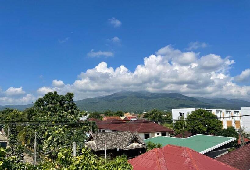 Номер Deluxe с Балконом, Sky View Home And Hostel Chiangmai
