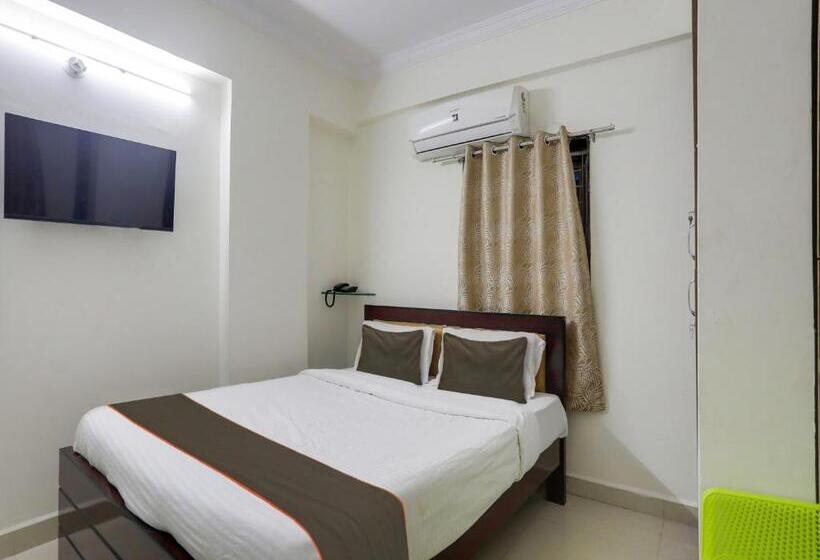 اتاق کلاسیک سه تخته, Collection O Svs Grand Guest House