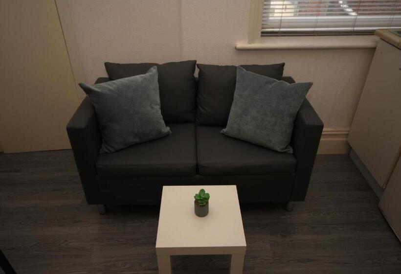 استودیوی استاندارد, Barton Beachside Apartments   Free Parking, Modern Chic, Central Beach Location, Some Sea Views   Fa