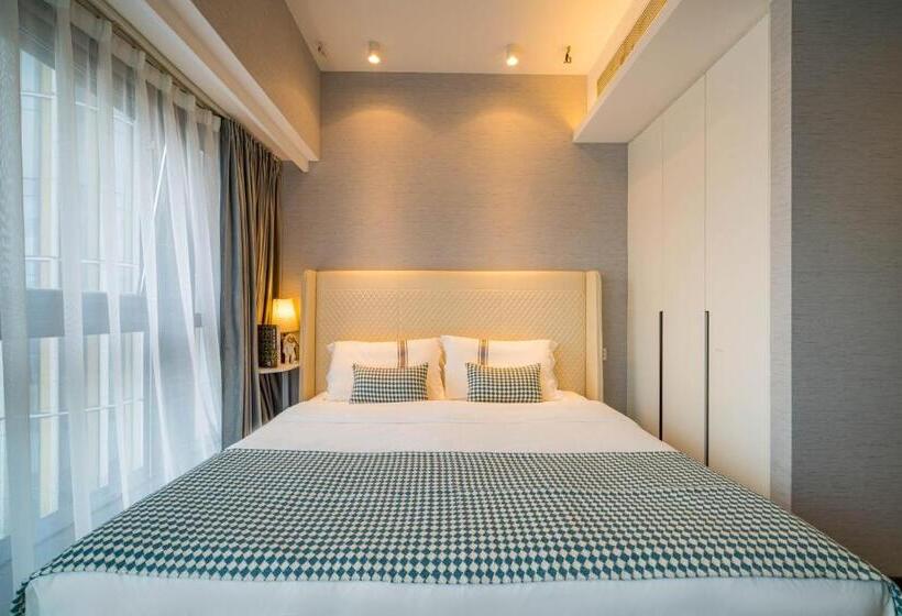 استودیوی سوپریور, Boston Executive Apartments
