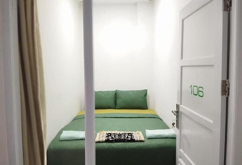 חדר סטנדרט חדר אמבטיה משותף, Kareem Syariah Hostel Bukittinggi