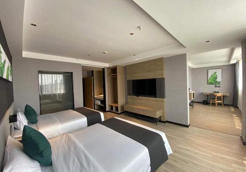 Люкс, Thank Inn Plus Xinyang Gushi Liaocheng Avenue