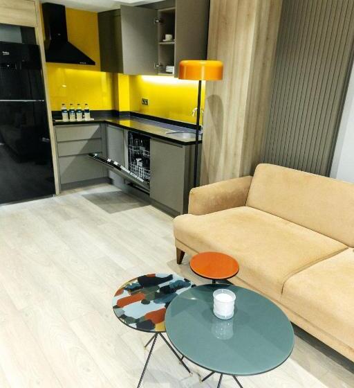 Люкс, Leaf River Suites