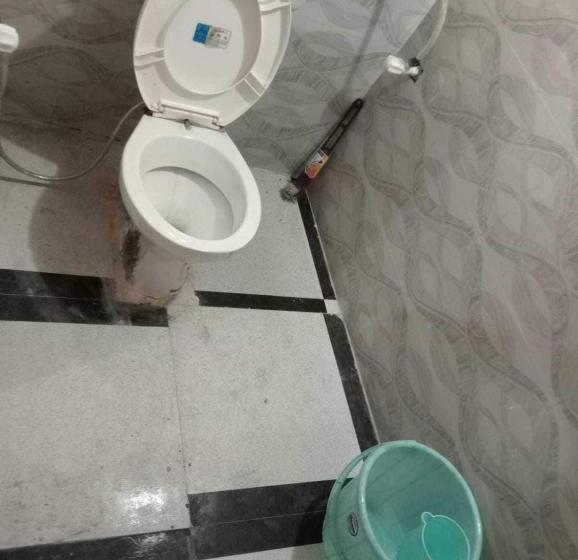 Трехместный Номер Классика, Oyo 81193 Hotel Blue Moon