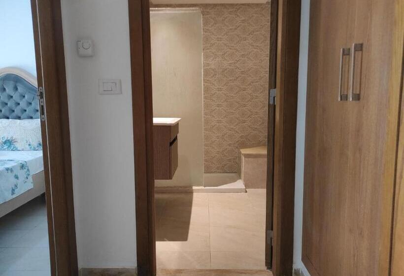 חדר סטנדרט, Room In Apartment   Refined Elegance Cite Les Palmiers