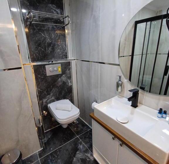 اتاق راحتی سه تخته, White Palace Haliç