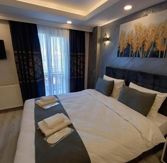 اتاق راحتی سه تخته, White Palace Haliç