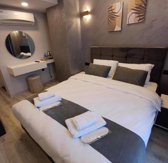 اتاق استاندارد با چشم‌انداز دریا, White Palace Haliç