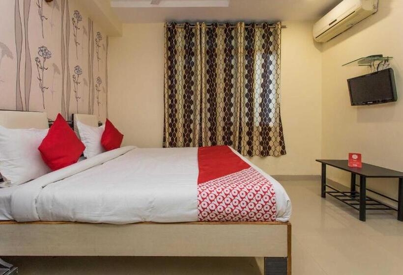 Трехместный Номер Классика, Oyo Flagship 81059 Hotel Golden Leaf