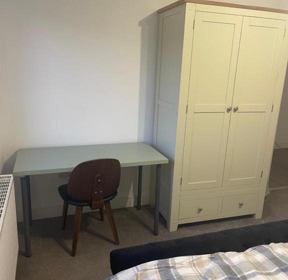 اتاق استاندارد با تخت بزرگ, Apple Barn Guest House