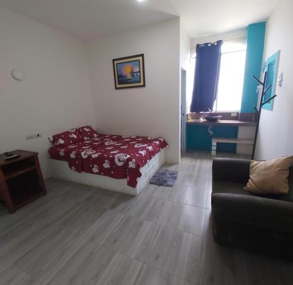Quarto Deluxe, California
