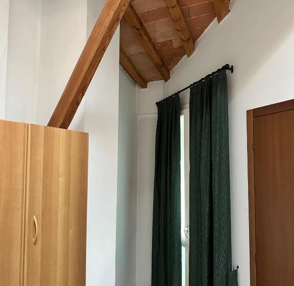 Номер Стандарт Трехместный, Agriturismo La Rasdora