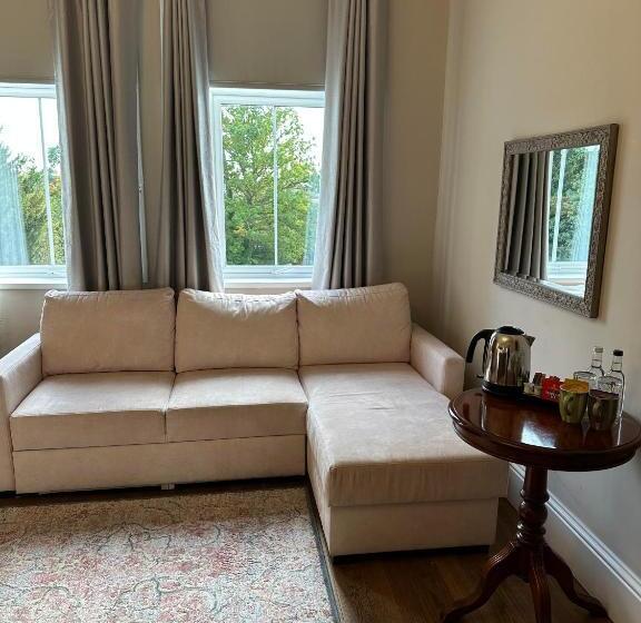 Номер Deluxe, The Manor At Bickley