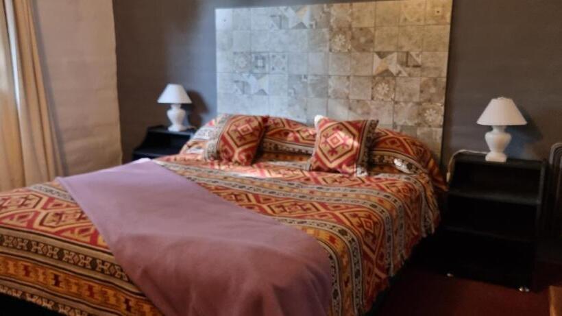 침실 2개 아파트, Hostal La Quebrada