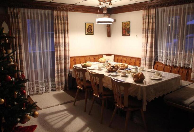 اتاق استاندارد با بالکن, Sonnberg