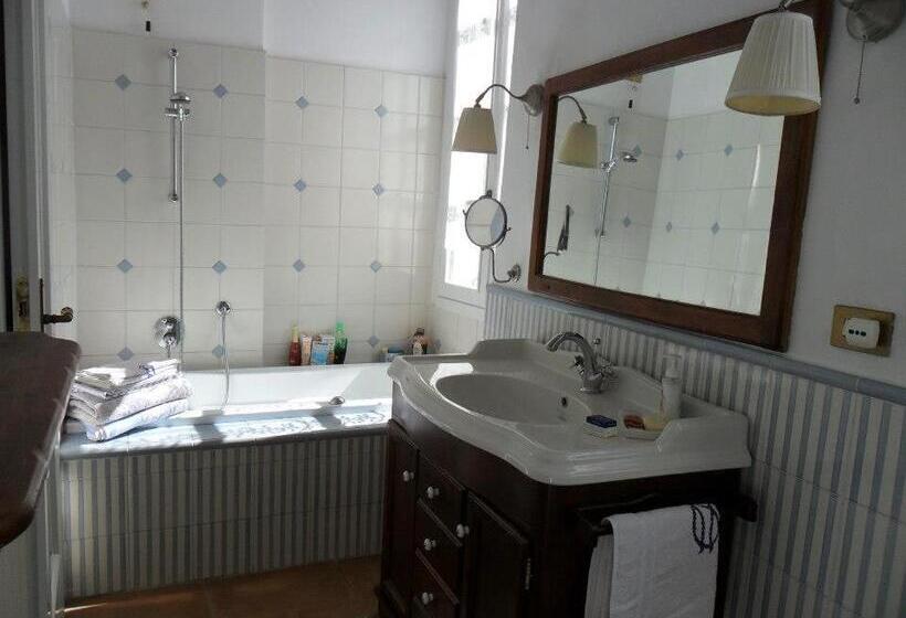 Номер Стандарт с Балконом, Bed & Breakfast Belfiore