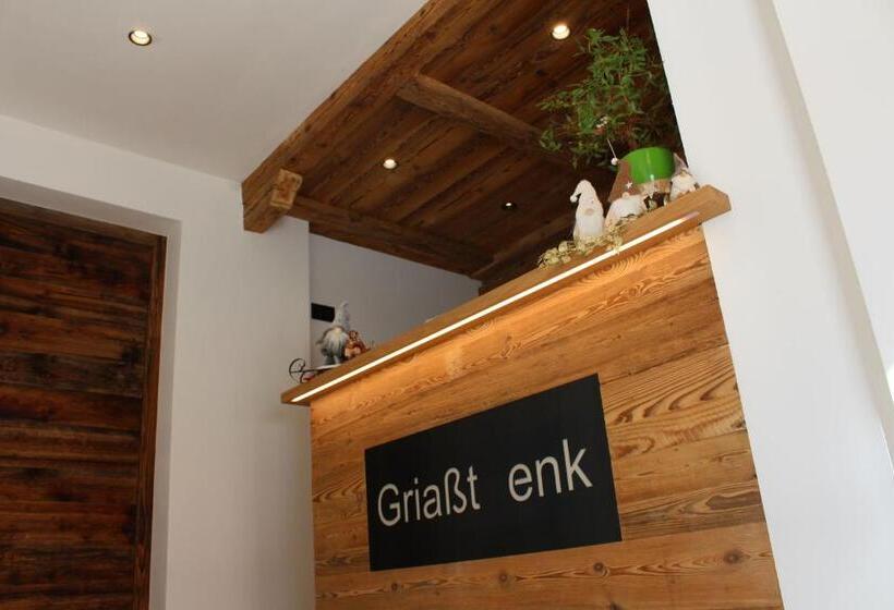 Апартаменты 1 Спальня с Видом, Almresidenz Unterrain Zum Hartl  1 Km By Car Distance Ski Slopes Kronplatz
