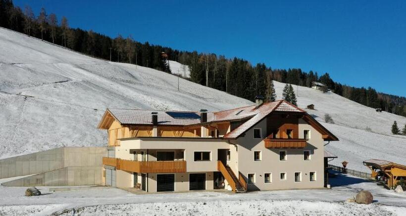 Апартаменты 1 Спальня, Almresidenz Unterrain Zum Hartl  1 Km By Car Distance Ski Slopes Kronplatz
