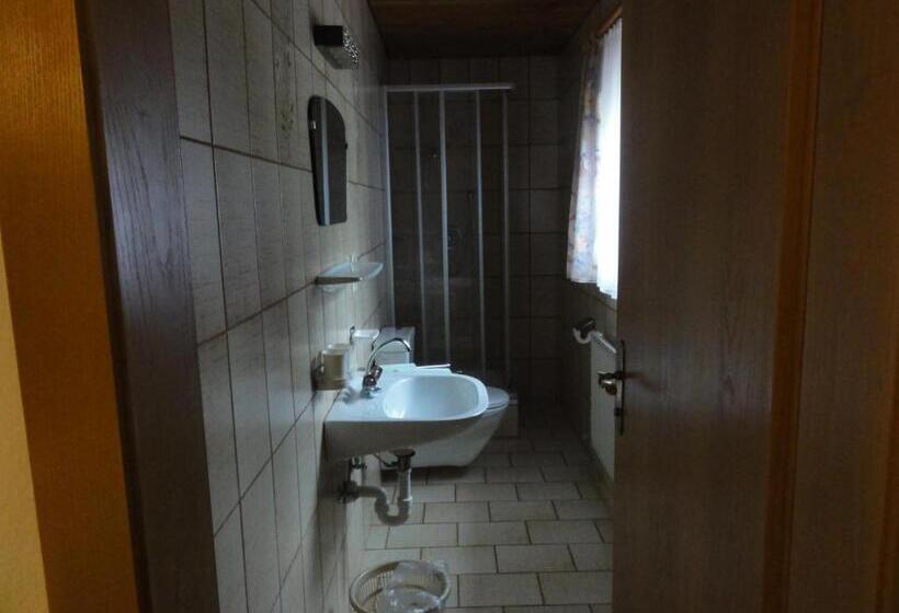 Апартаменты 3 Спальни, Gästehaus Glücksgrat