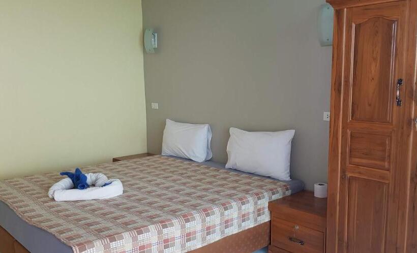 اتاق استاندارد با بالکن, Khaolak Summer House 2