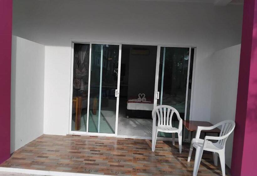 اتاق سوپریور, Khaolak Summer House 2