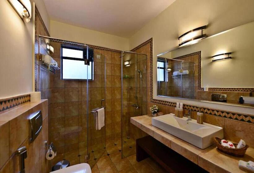 سوییت, La Sunila Suites & Villas By Wsi, Baga