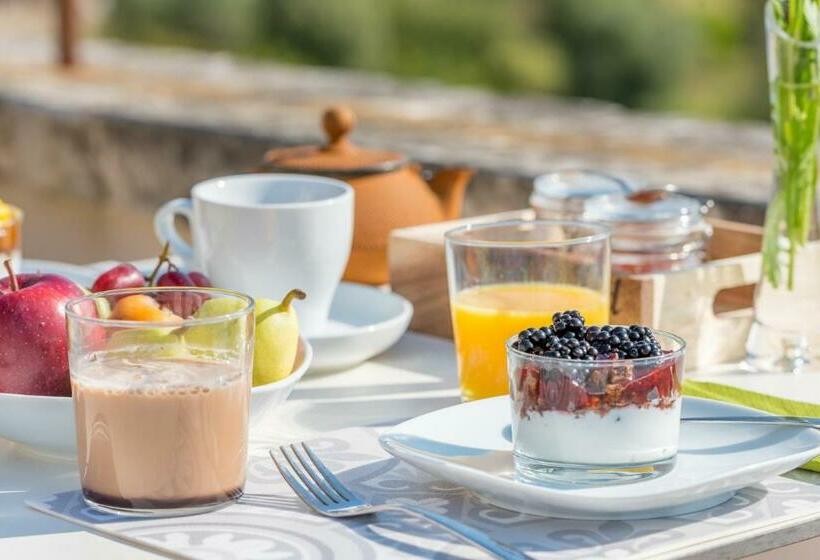سوییت جونیور, Cas Cabo Nou Agroturismo Adults Only