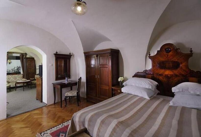 Семейный Номер, Fronius Boutique Residence