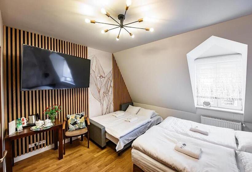 Четырехместный Номер Стандарт, Villa Neve