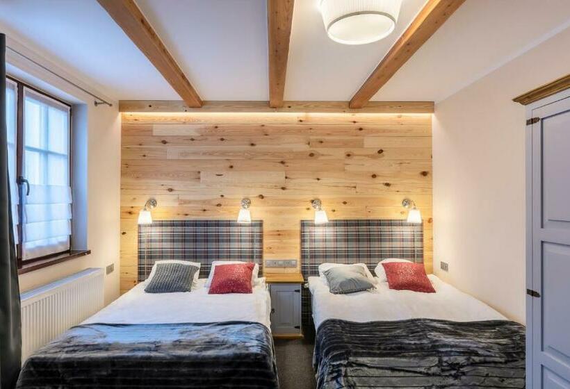 Номер Стандарт Трехместный, Vital&spa Resort Szarotka