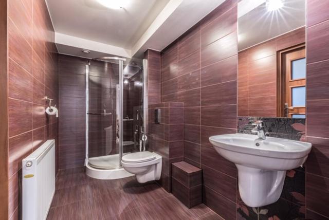 Студия Стандарт, Wzgórze Toskanii Conferences & Restaurant