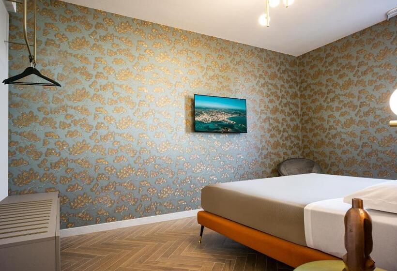 آپارتمان 1 خوابه با بالکن, Gobetti Apartsuite