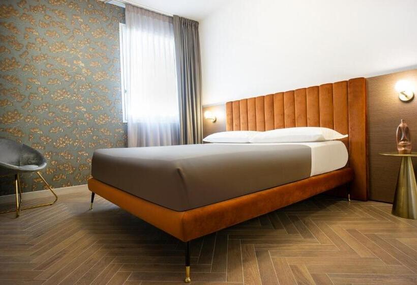 آپارتمان 1 خوابه با بالکن, Gobetti Apartsuite