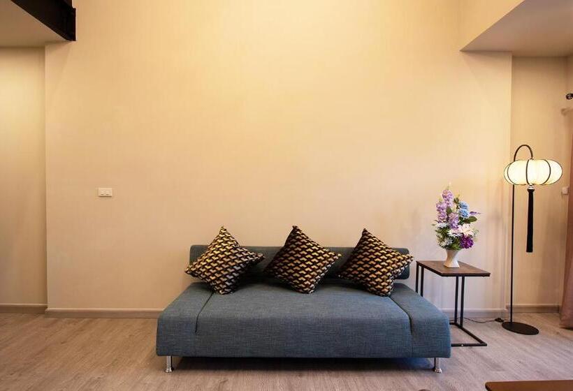Трехместный Номер Deluxe Вид на Море, Gate78 Hostel Maephim Beach
