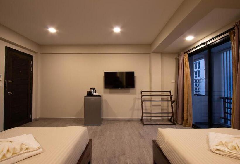 Номер Deluxe Вид на Море, Gate78 Hostel Maephim Beach