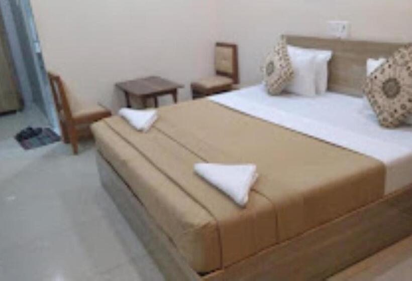 Номер Стандарт, Beena Residency And Restaurant Ayodhya
