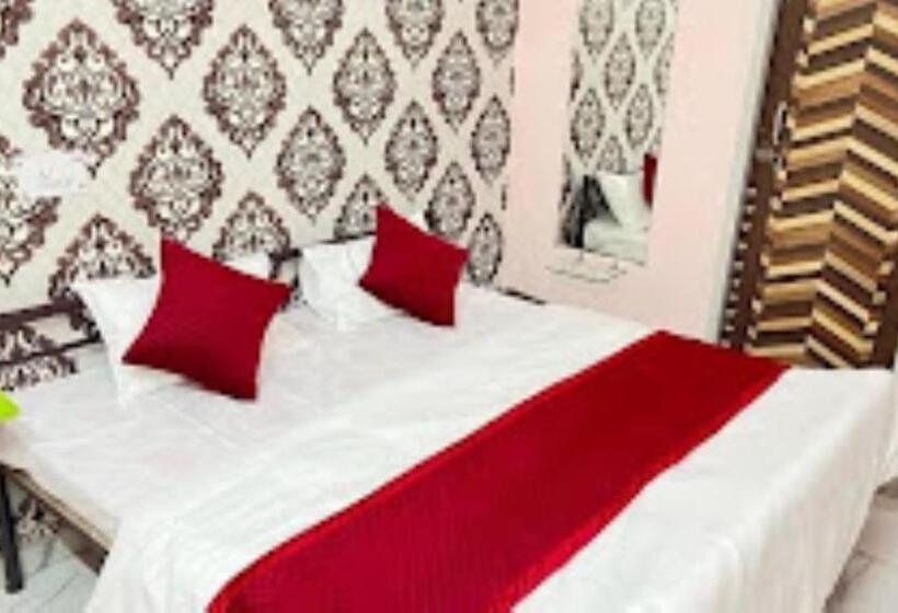 Номер Deluxe, Vrindavan Ratnagiri