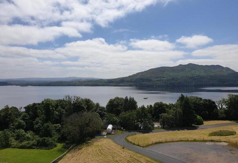 1 Bedroom Penthouse Apartment, Lila Lake Isle Luxury Apart